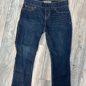 Denizen From Levis Women's Size 8 Blue Dark Wash Modern Skinny Crop Denim Jeans